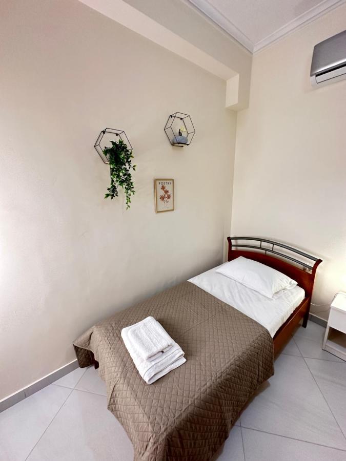 Comfort Inn Athens Exterior photo